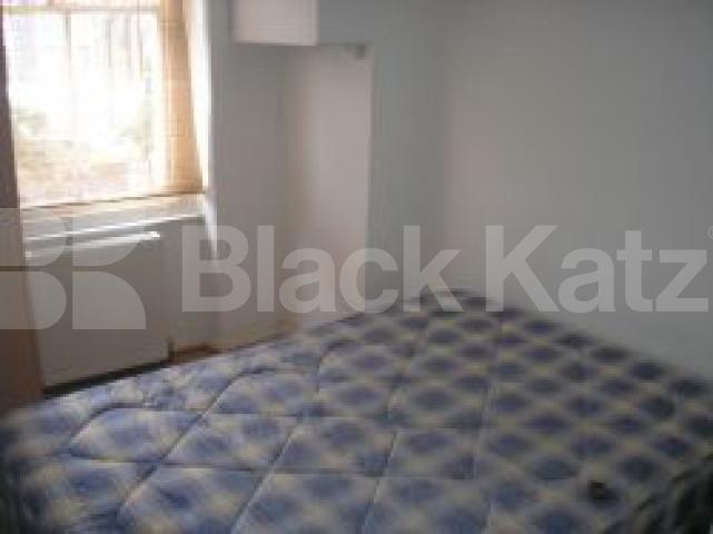 			2 Bedroom, 1 bath, 1 reception Flat			 Cantelowes Road, CAMDEN SQUARE NW1